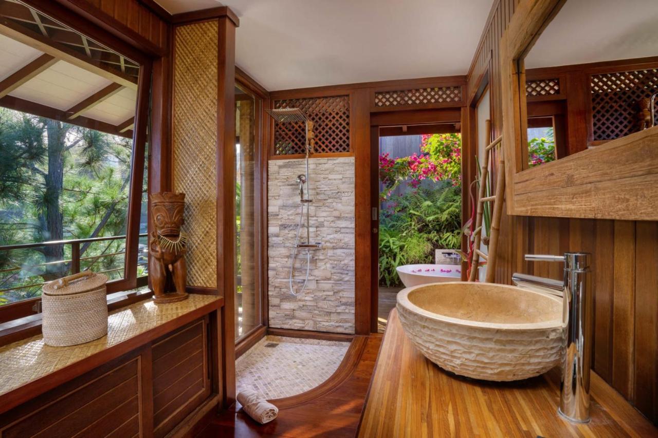Punaauia  Villa Manuiti, Balinese Luxury Home - Private Swim Spa, Ocean View - Ofyr Bbq - Koi Pond מראה חיצוני תמונה