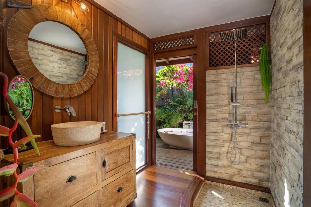 Punaauia  Villa Manuiti, Balinese Luxury Home - Private Swim Spa, Ocean View - Ofyr Bbq - Koi Pond מראה חיצוני תמונה
